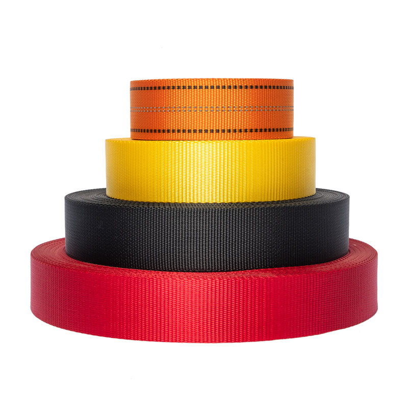 पॉलिस्टर वेबिंगसाठी सामान्य अनुप्रयोगांचे काय आहे?